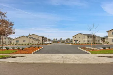 3700 Riviera, Eugene, OR 97402 photo 5