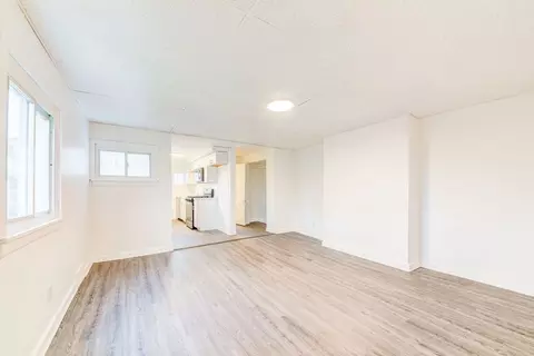 615 E Warrington Ave, Pittsburgh, PA 15210