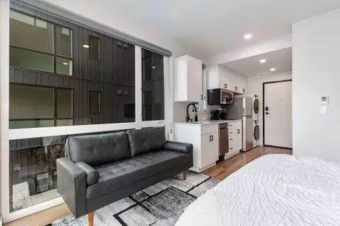 1305 E Marion St, Seattle, WA 98122