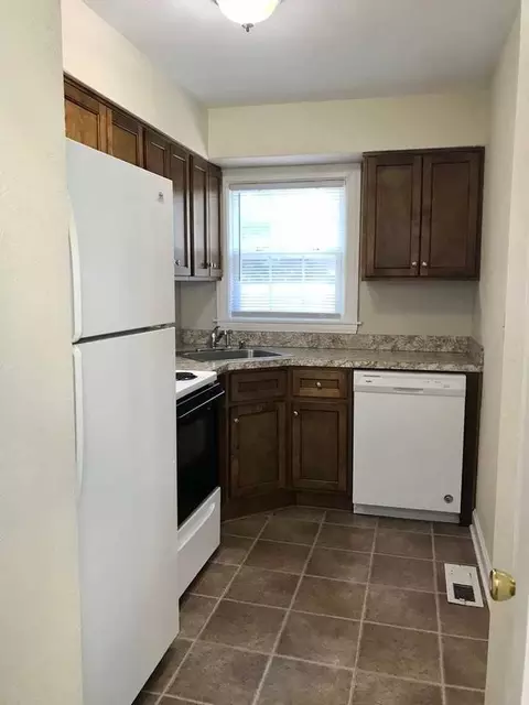 215 Capital Ave, Frankfort, KY 40601
