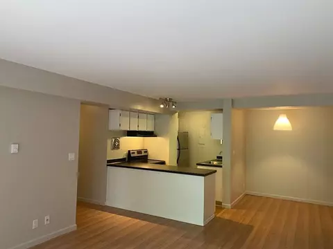 2020 SW Salmon St, Portland, OR 97205