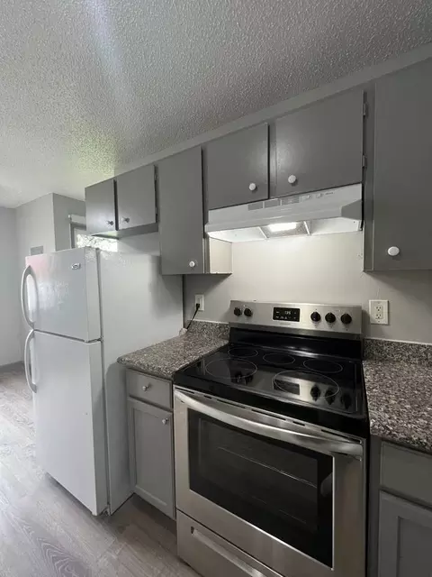 533 SE 160th Ave, Portland, OR 97233