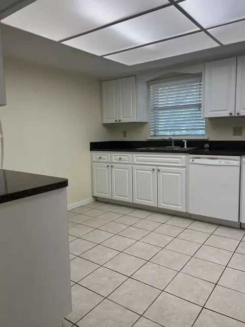 215 Orangeview Ln, Lakeland, FL 33803