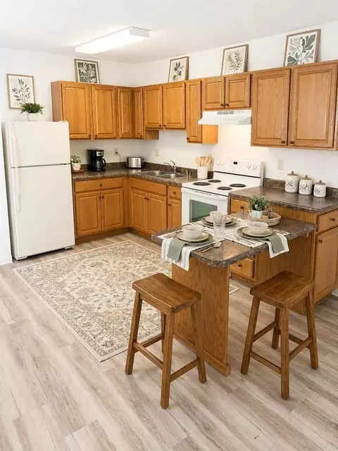 609 Main St S, Renville, MN 56284
