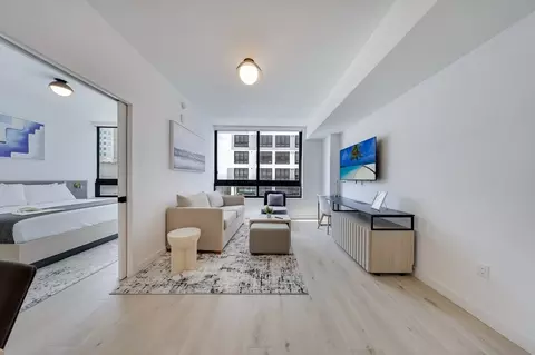 36 NE 2nd St, Miami, FL 33132