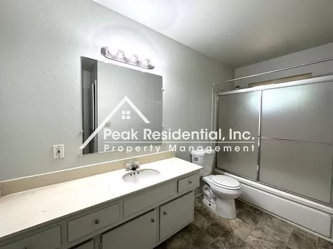 4548 Ashcroft Ave, Sacramento, CA 95841 photo 12