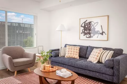 E Catalina Dr, Phoenix, AZ 85012