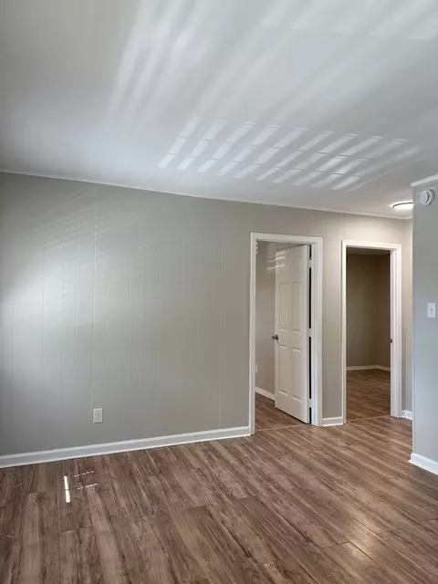 2700 Pitts Dr, Charlotte, NC 28216