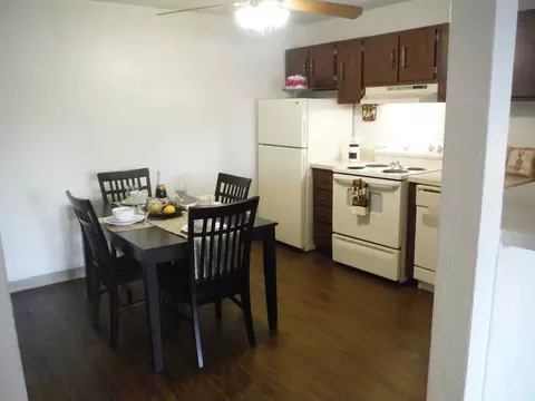3456 Evergreen Ln #A, Mehlville, MO 63125