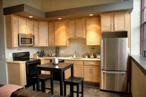 707 Prudden St, Lansing, MI 48906 photo 7