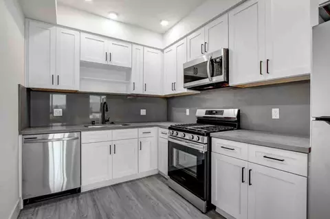 11848 Vanowen St, Los Angeles, CA 91605
