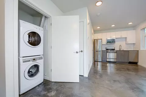1720 14th Ave, Seattle, WA 98122