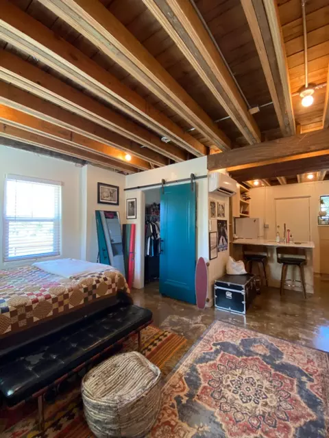 308 Bonnie View Rd, Dallas, TX 75203