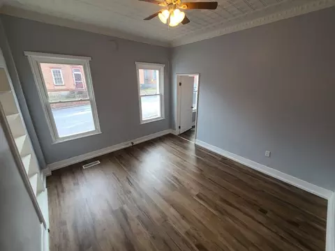 1 Hamilton St, Cohoes, NY 12047