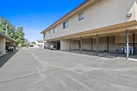 514 E Cypress St, Covina, CA 91723