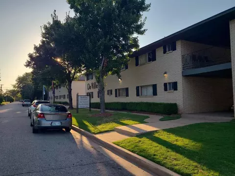 1115 E 48th St, Tulsa, OK 74105