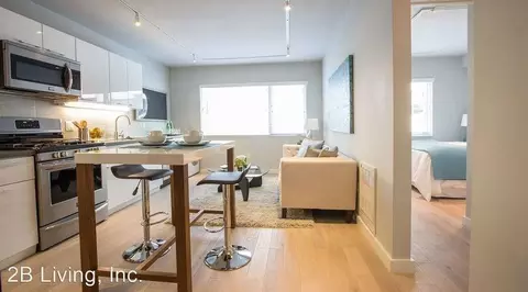 1824 Lakeshore Ave, Oakland, CA 94606