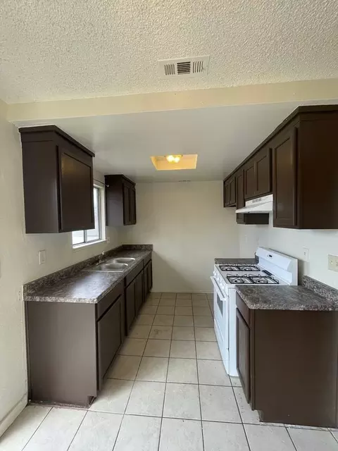 8037 N El Dorado St, Stockton, CA 95210 photo 14