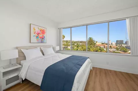 N Los Angeles St, Los Angeles, CA 90012 photo 23