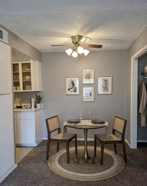 1900 N Rockwell Ave, Bethany, OK 73008 photo 23