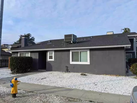 551 W Ashlan Ave, Clovis, CA 93612 photo 10