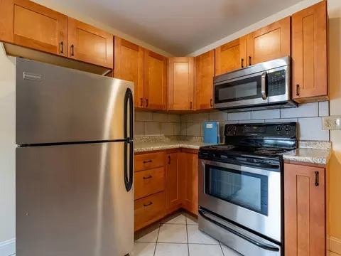 100 N Winooski Ave, Burlington, VT 05401