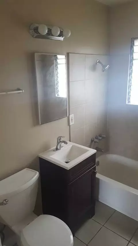 6265 6265-67-69 Cherry Ave, Long Beach, CA 90805 photo 4