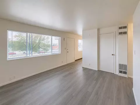 1761 Stewart St, Reno, NV 89502