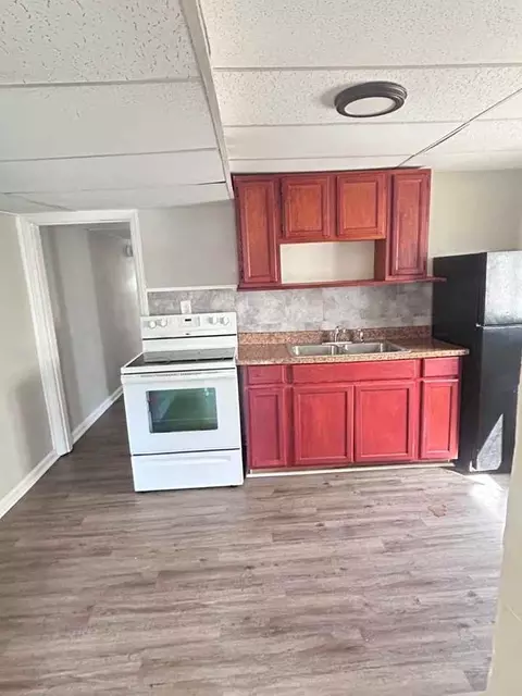 738 Adams St, Lincoln Heights, OH 45215
