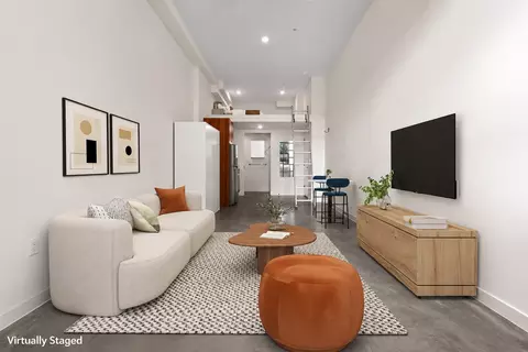 5933 Monterey Rd, Los Angeles, CA 90042