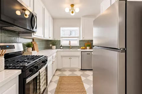 1721 E Appleton St, Long Beach, CA 90802
