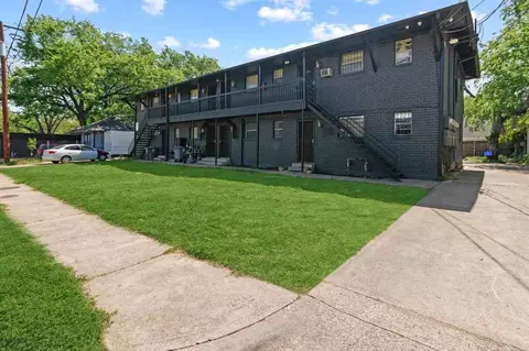 3910 Polly St, Dallas, TX 75210