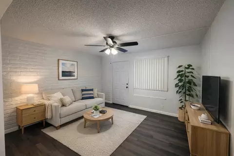 1940 W University Dr, Mesa, AZ 85201
