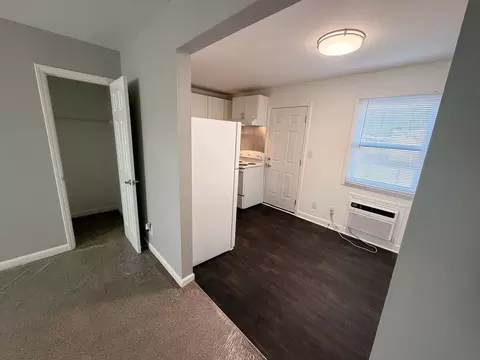 Firwood Ln, Charlotte, NC 28209