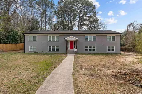 1301 King Ave, Spring Lake, NC 28390