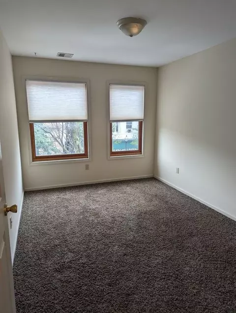 128 W 4th St, Bethlehem, PA 18015