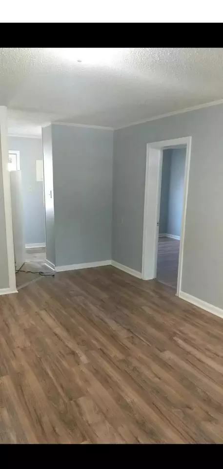 105 NE Inverness St, Winston Salem, NC 27105