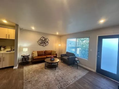 128 S 5th Ave, Tucson, AZ 85701