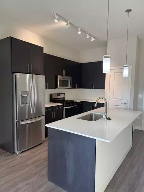15 Parkway North Blvd, Deerfield, IL 60015
