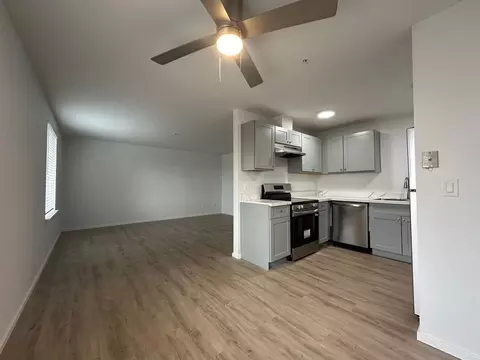 11424 A St S, Parkland, WA 98444