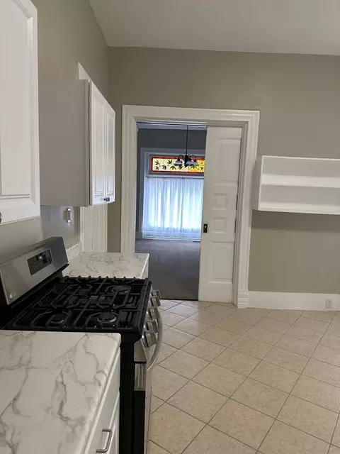 1388 S 2nd St, Louisville, KY 40208