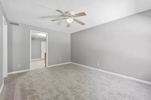 705 Peachers Dr, Clarksville, TN 37042
