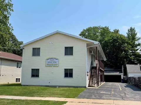728 Wisconsin St, Oshkosh, WI 54901