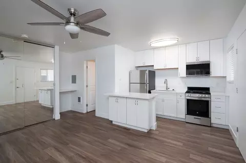 2600 Kremeyer Cir, Carlsbad, CA 92008