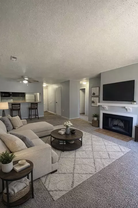 6747 W Par Ln, Wichita, KS 67212