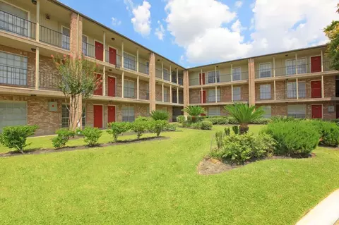 6601 Dunlap St, Houston, TX 77074 photo 9
