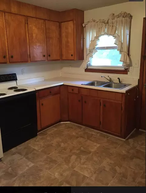 2417 E Ozark Ave, Gastonia, NC 28054