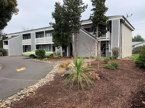 500 S River St, Newberg, OR 97132