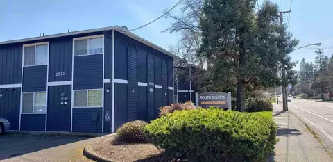 2933 Willamette St, Eugene, OR 97405 photo 5