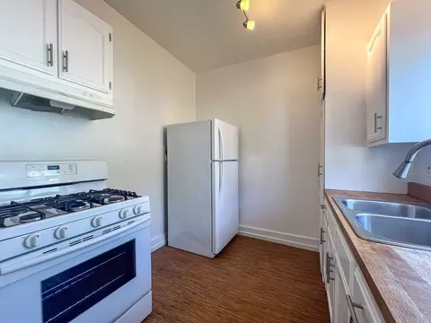 3956 W 27th St, Los Angeles, CA 90018